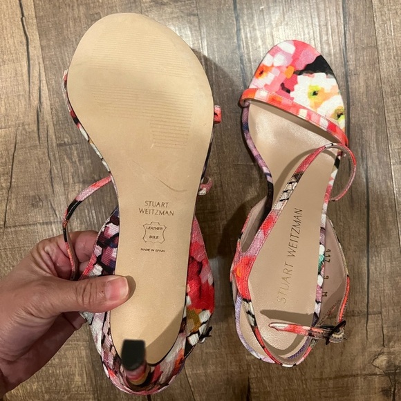 NWOT Stuart Weitzman floral heels - Picture 6 of 9
